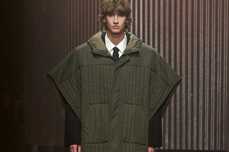 COS 于纽约时装周发布 2023 秋冬系列 COS 于纽约时装周发布 2023 秋冬系列