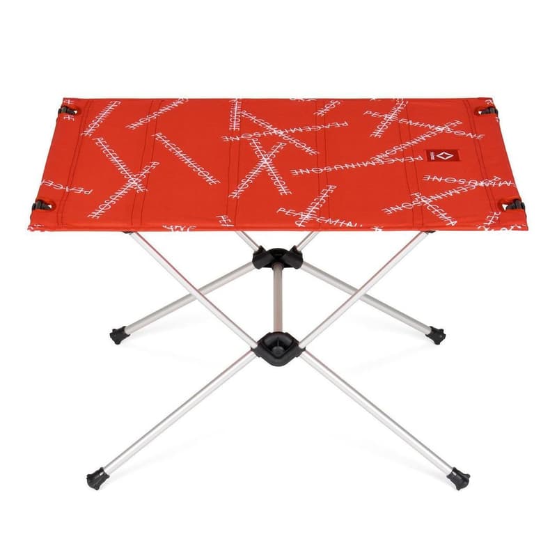 PEACEMINUSONE 攜手 Helinox 推出全新聯名戶外桌椅