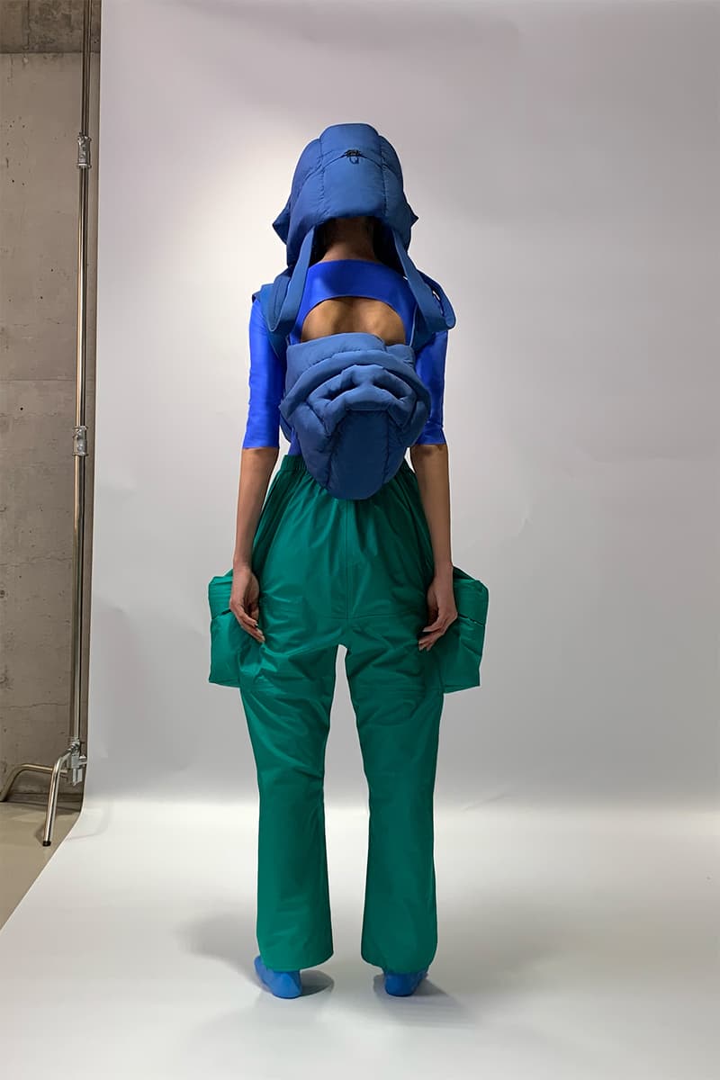 Dingyun Zhang 释出最新作「Blue Reflex Helmet Bag」蓝色反光头盔包