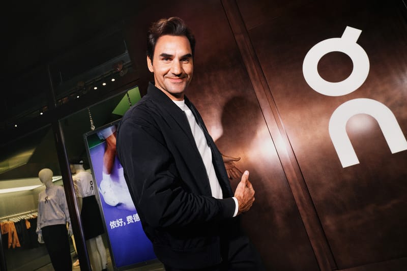 Roger Federer 参观 On 上海新天地店