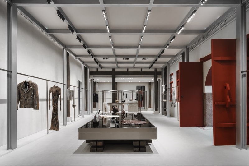 走进 ENG & MISBHV 全新成都店铺 走进 ENG & MISBHV 全新成都店铺