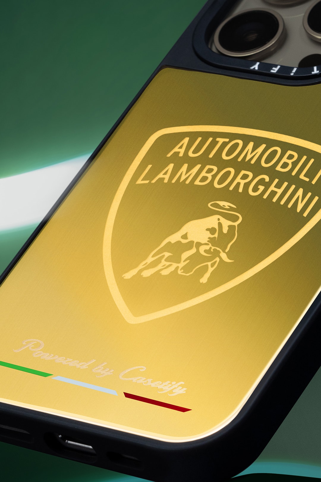CASETiFY 推出 Automobili Lamborghini 60 周年纪念系列 