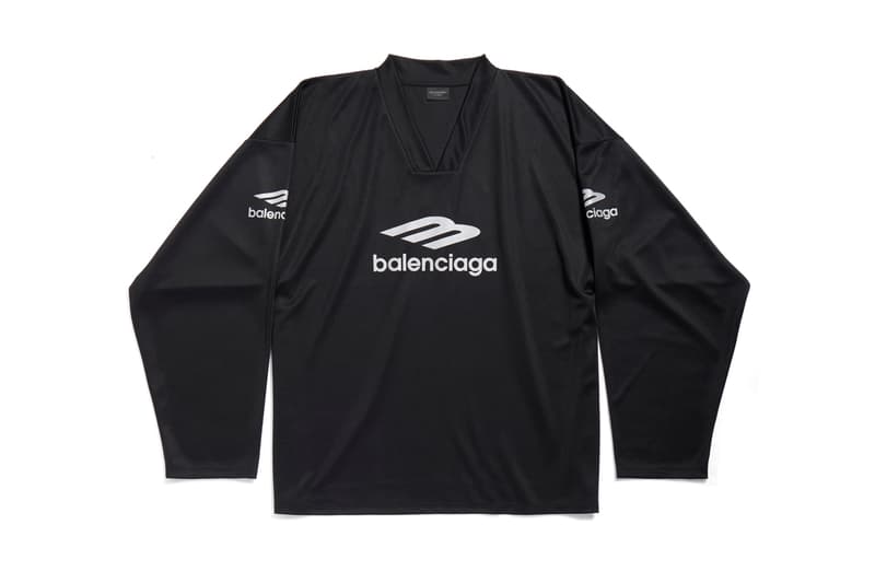 Balenciaga 正式推出首个 Skiwear 系列