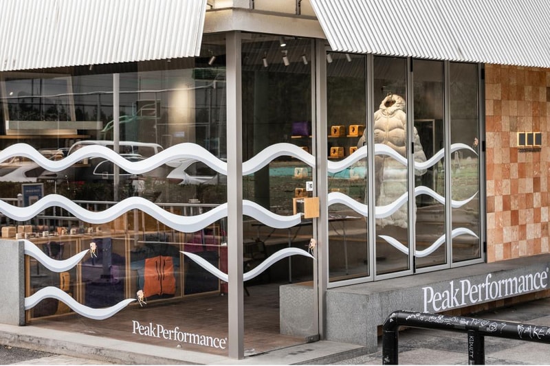 走进 Peak Performance x TOOOS BAKERY 北京限时店 走进 Peak Performance x TOOOS BAKERY 北京限时店