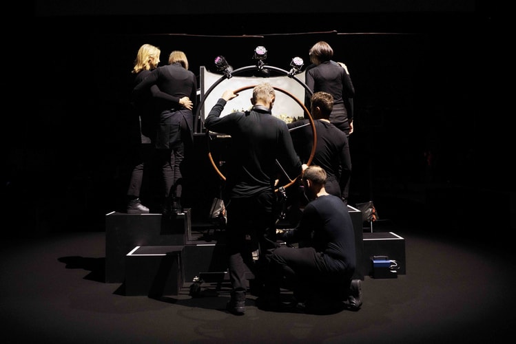 走进 Hermès《爱马仕,飞马行空》奇幻剧场