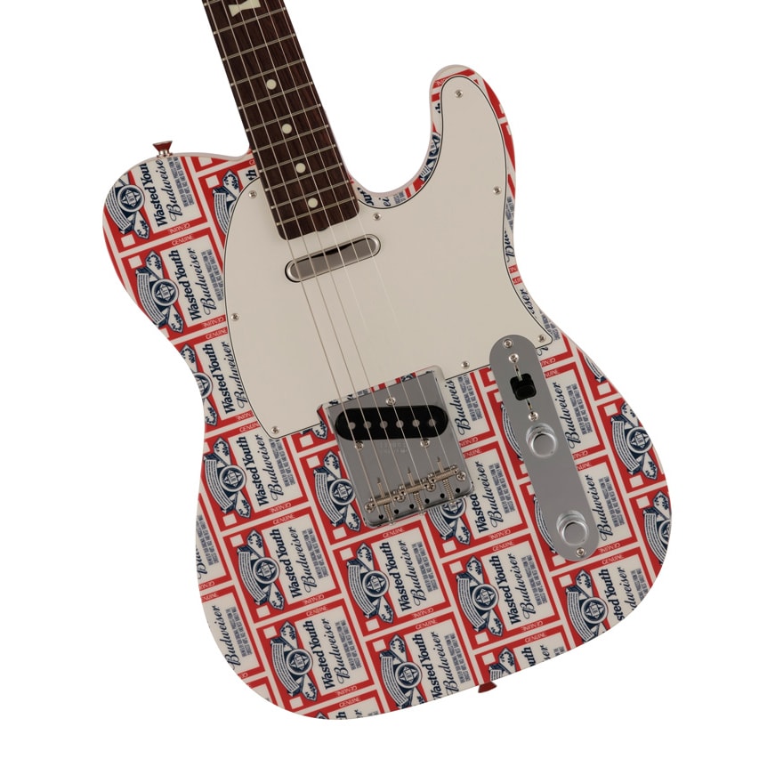 Fender 携手 VERDY 打造 WASTED YOUTH 限定版电吉他及贝斯
