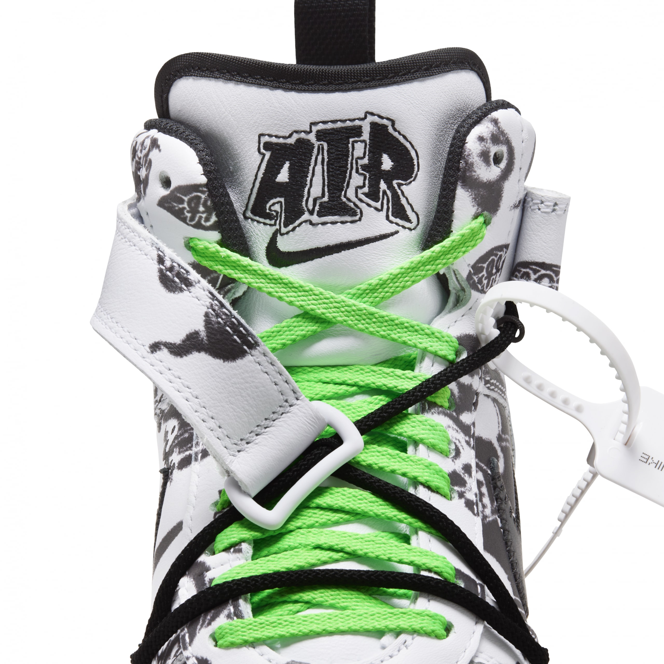 Off-White™ 再度携手 Nike 释出 AF1 Mid 全新联名鞋款