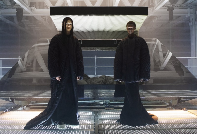 Moncler 携手 Rick Owens 打造全新联名系列 Moncler 携手 Rick Owens 打造全新联名系列