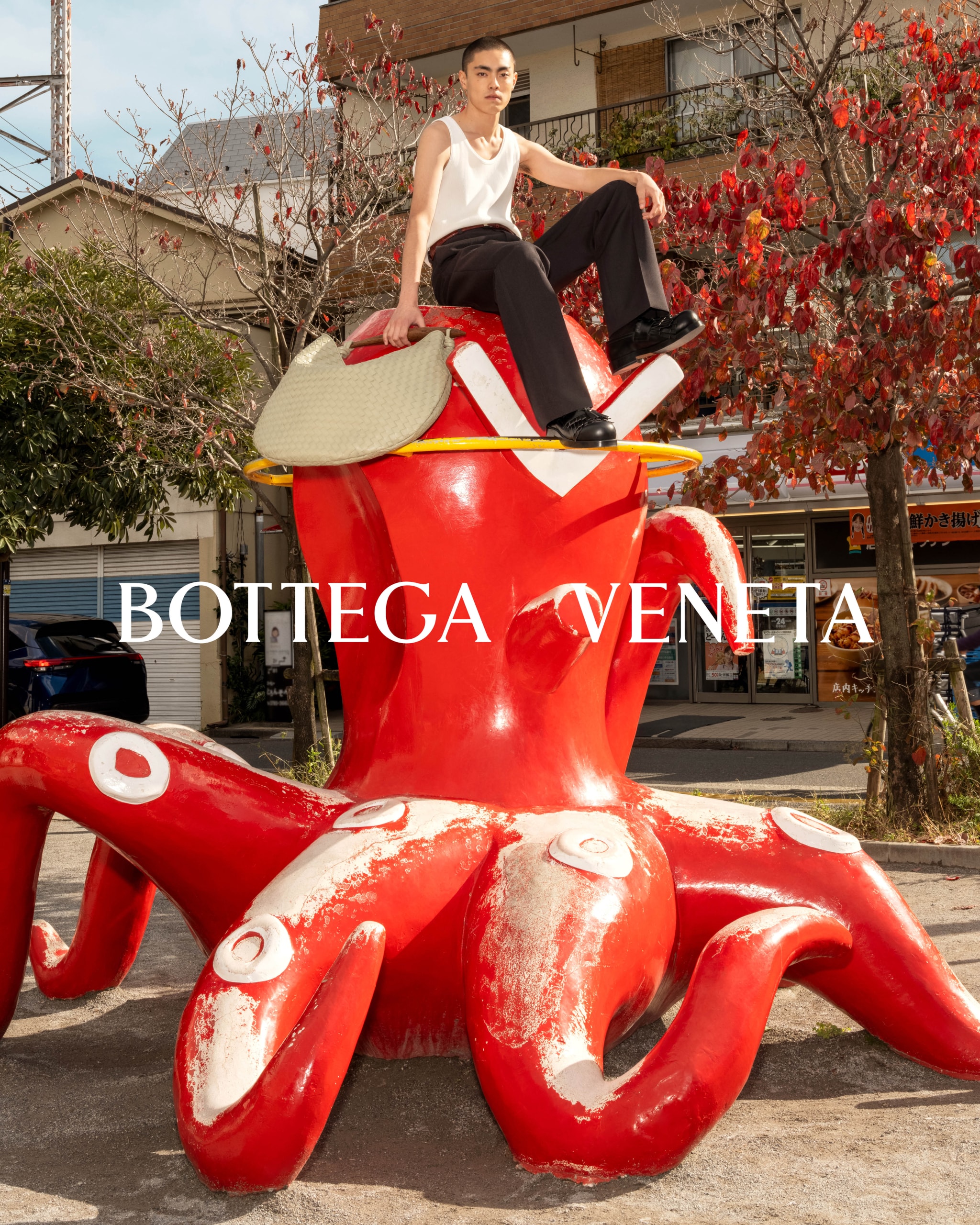 BOTTEGA VENETA 发布 2024 夏季系列大片