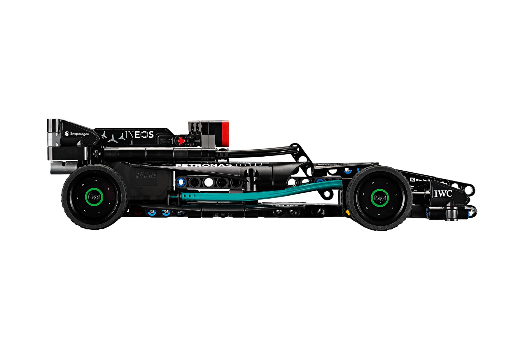LEGO Technic 推出全新 1:8 尺寸 Mercedes-AMG F1 賽車積木模型