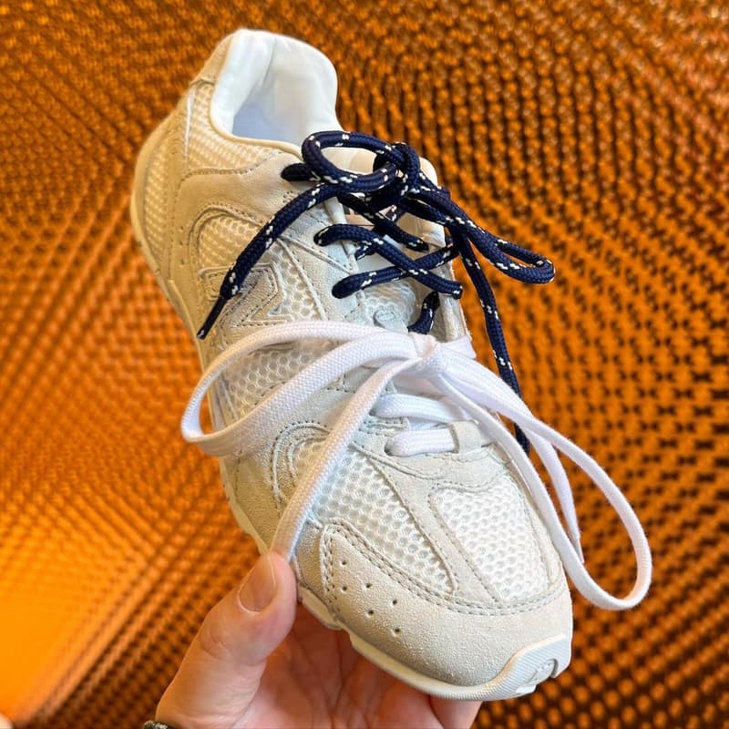 Miu Miu x New Balance 530 SL 全新联名鞋款登场