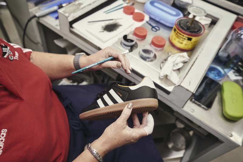 adidas Originals 与 JJJJound 合作 Samba 联名系列即将发售