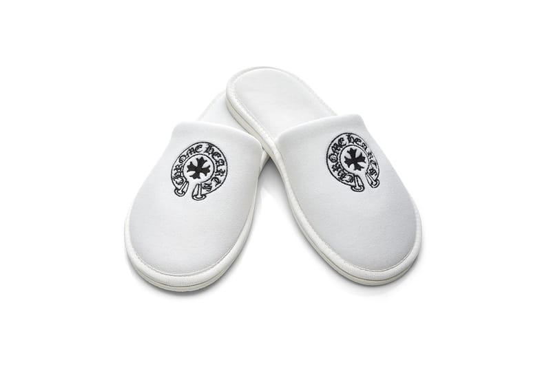 Chrome Hearts 推出要價 $475 美元酒店拖鞋