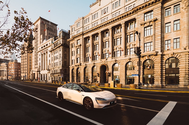 智界 S7 亮相华为鸿蒙生态春季沟通会 智界 S7 亮相华为鸿蒙生态春季沟通会