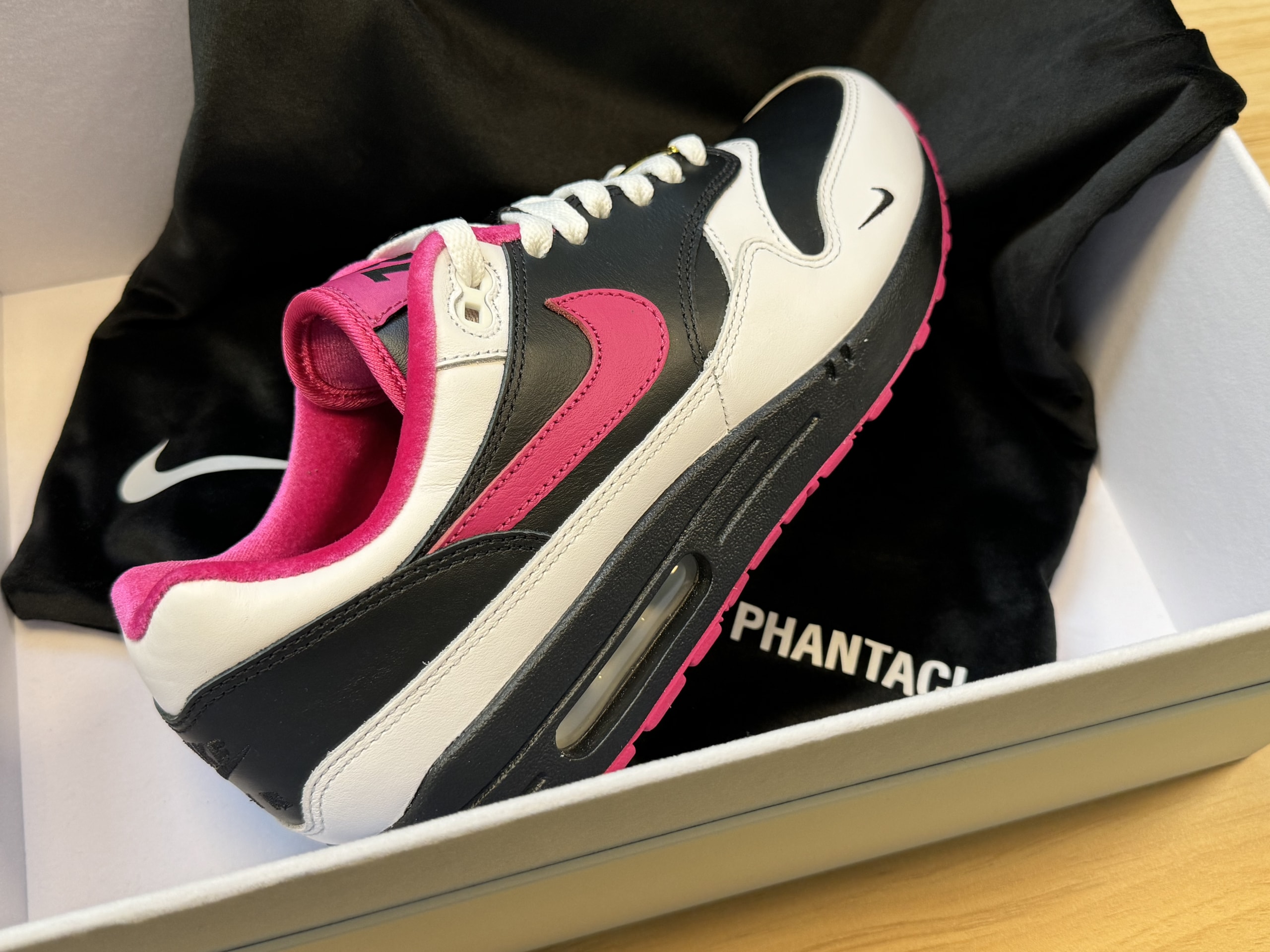 抢先预览 PHANTACi x Nike Air Max 1「Grand Piano」亲友限定版本