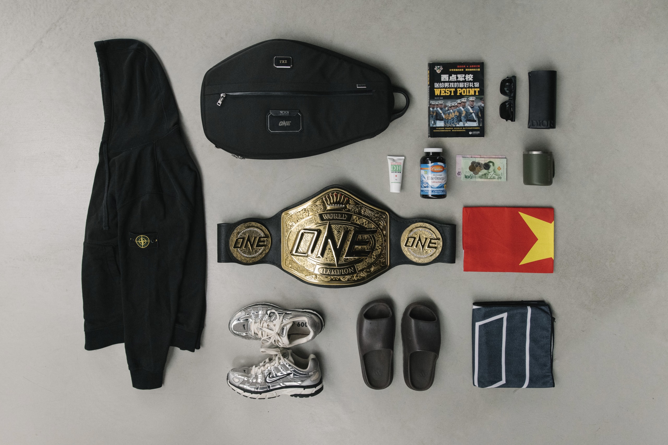 Essentials：MMA 世界冠军唐凯分享个人必备单品