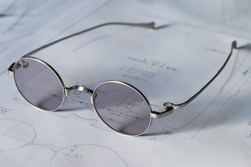 CFCL 携⼿⽇本眼镜品牌 999.9 推出「CFCL EYEWEAR」系列 CFCL 携⼿⽇本眼镜品牌 999.9 推出「CFCL EYEWEAR」系列