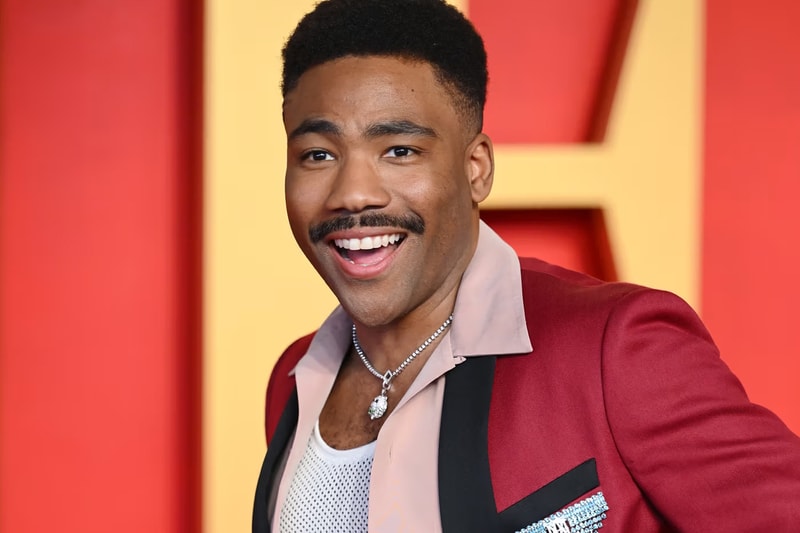 Childish Gambino 率先曝光携手 Ye 与 Kid Cudi 全新合作歌曲 Childish Gambino 率先曝光携手 Ye 与 Kid Cudi 全新合作歌曲