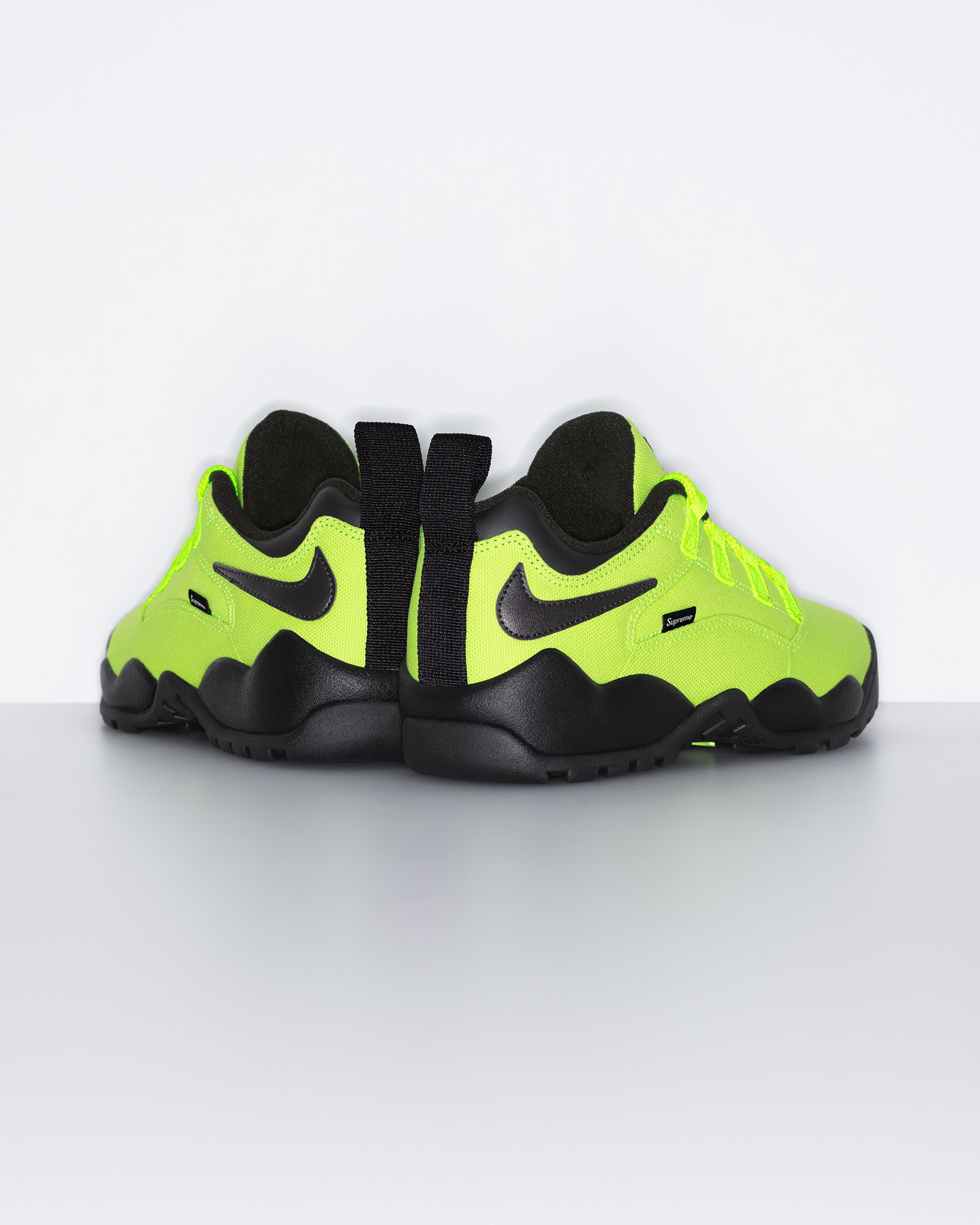Supreme x Nike SB 2024 春夏联名鞋款完整揭晓