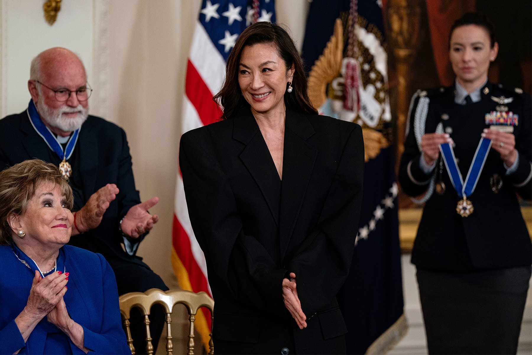 楊紫瓊獲頒美國平民最高榮譽「總統自由勳章」