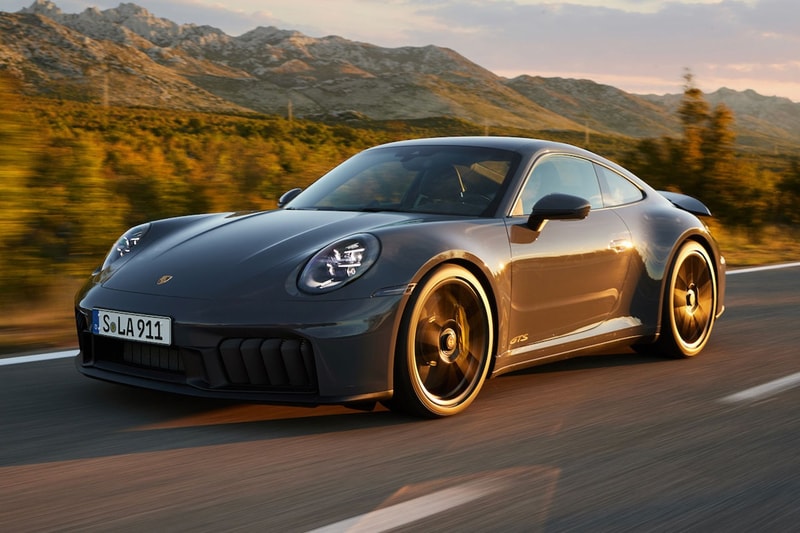 Porsche 发表史上首款混合动力油电 911
