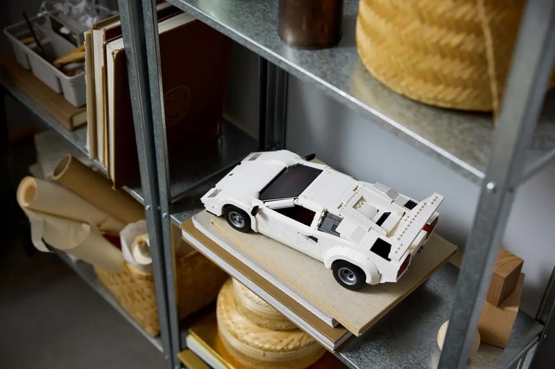 LEGO 推出經典車型 Lamborghini Countach 5000 Quattrovalvole 積木模型
