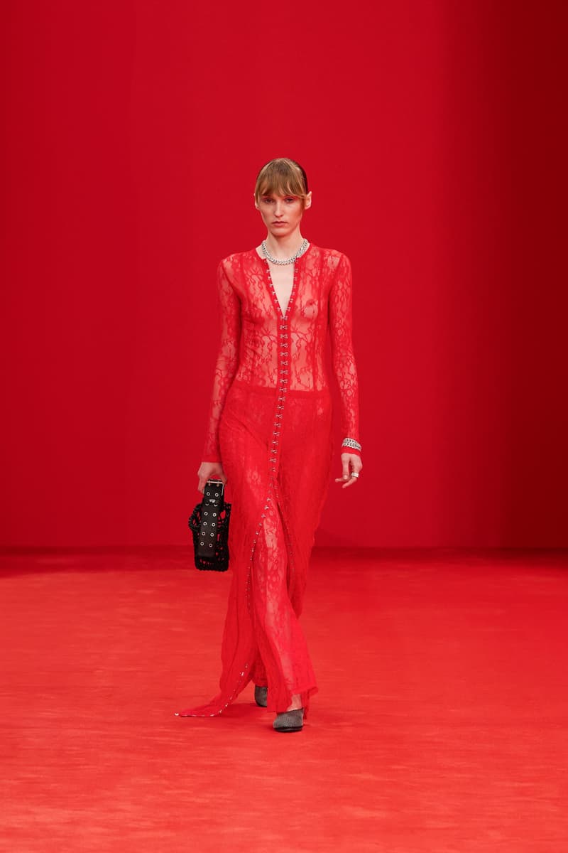 DHRUV KAPOOR 發佈 2025 春夏系列大秀