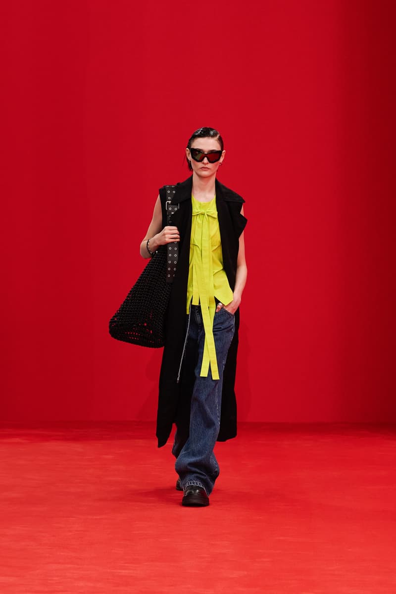 DHRUV KAPOOR 發佈 2025 春夏系列大秀