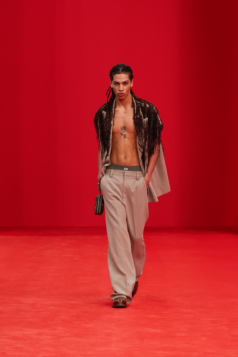 DHRUV KAPOOR 發佈 2025 春夏系列大秀