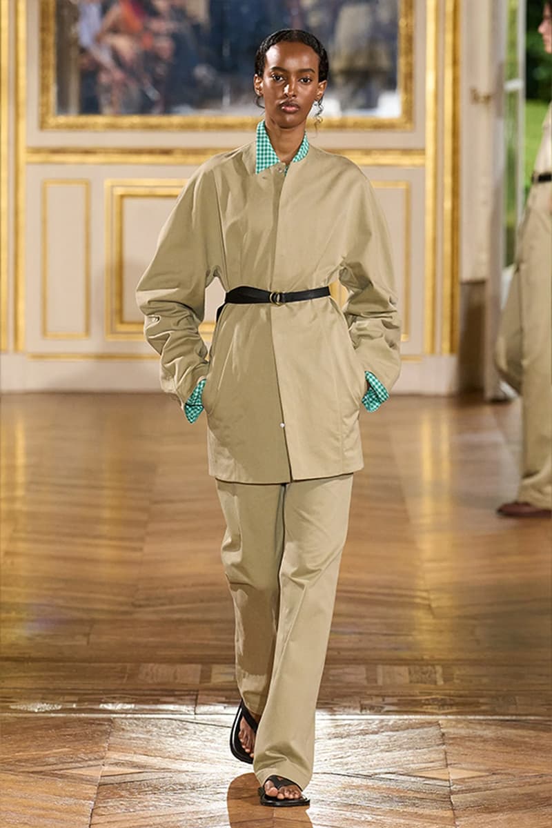 AURALEE 發佈 2025 春夏系列大秀