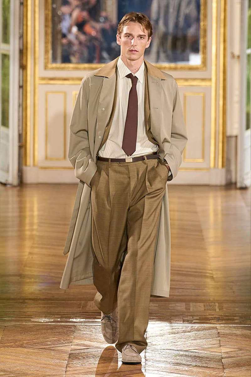 AURALEE 發佈 2025 春夏系列大秀