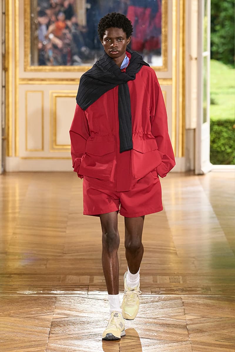 AURALEE 發佈 2025 春夏系列大秀