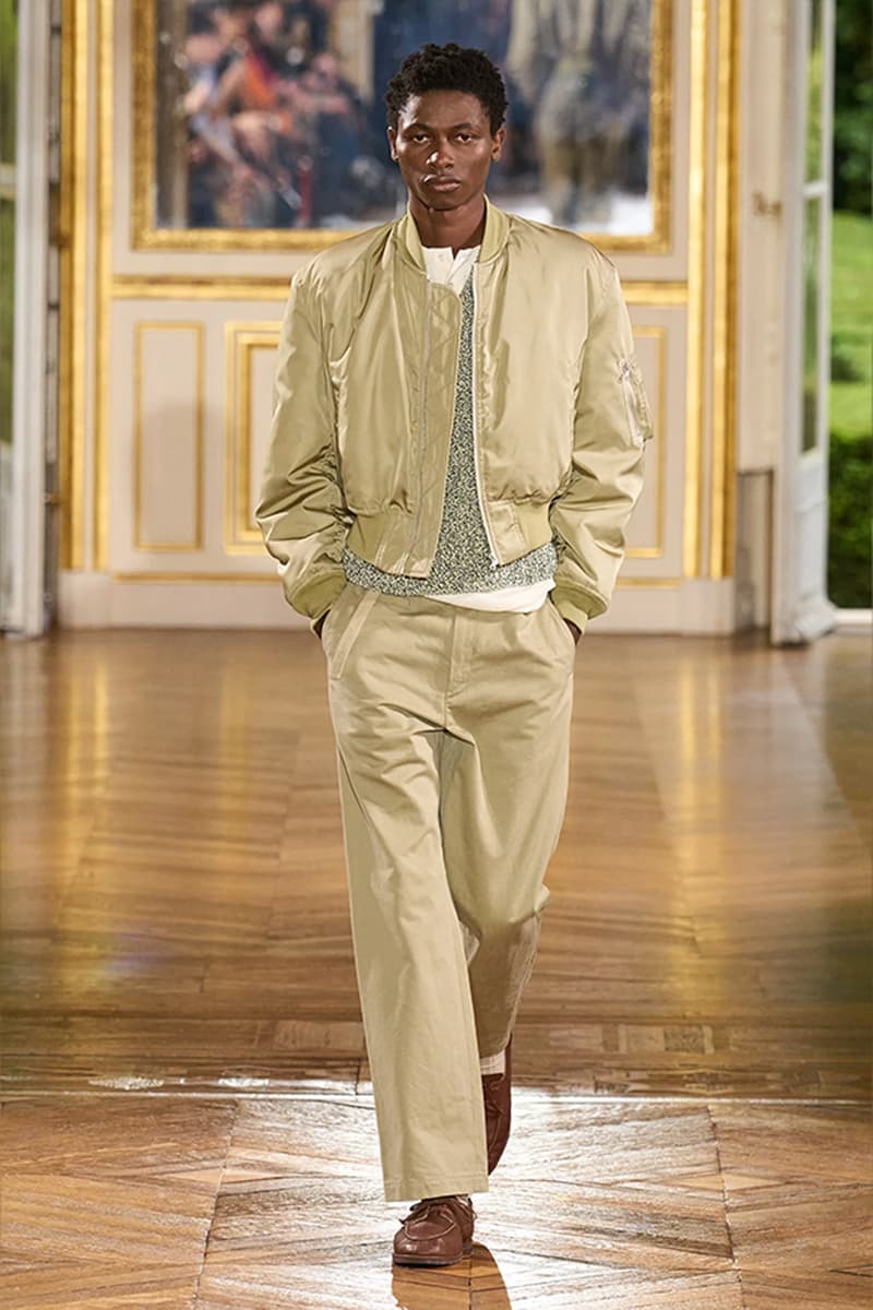 AURALEE 發佈 2025 春夏系列大秀