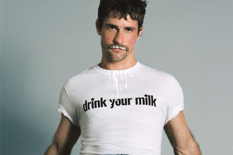 LOEWE 携手演员 Jonathan Bailey 推出全新联名服饰 LOEWE 携手演员 Jonathan Bailey 推出全新联名服饰