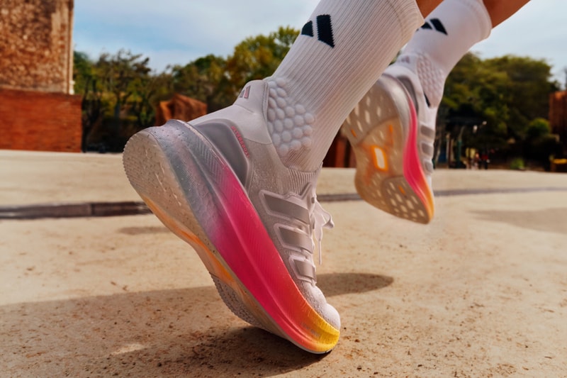 adidas 发表 UltraBOOST 5 最新世代跑鞋 adidas 发表 UltraBOOST 5 最新世代跑鞋