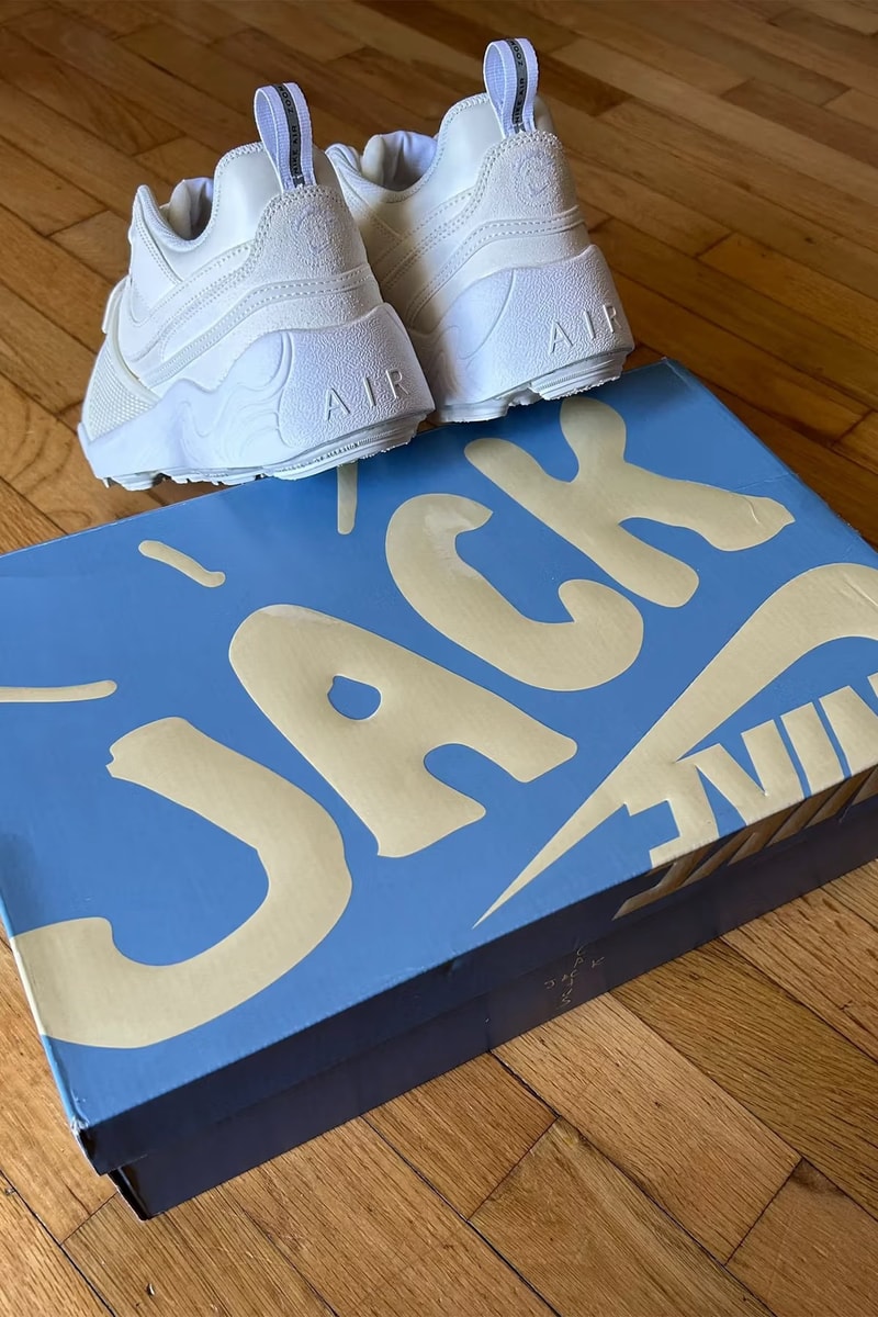 近賞 Travis Scott 最新聯名 Nike Zoom Field Jaxx「Sail」