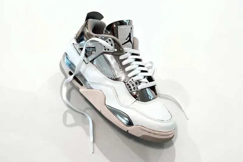 率先近赏 J Balvin 客制化鞋款 Air Jordan 4「Rayo」 率先近赏 J Balvin 客制化鞋款 Air Jordan 4「Rayo」