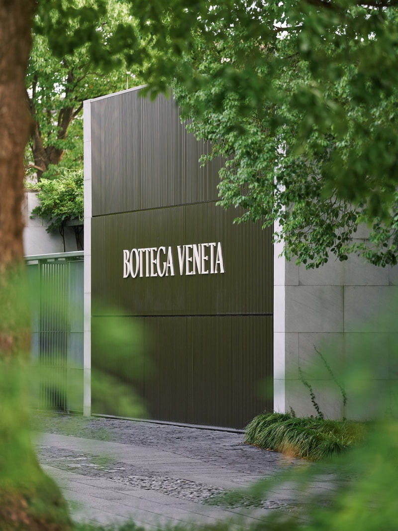 Bottega Veneta 于上海发布 2024 冬季系列