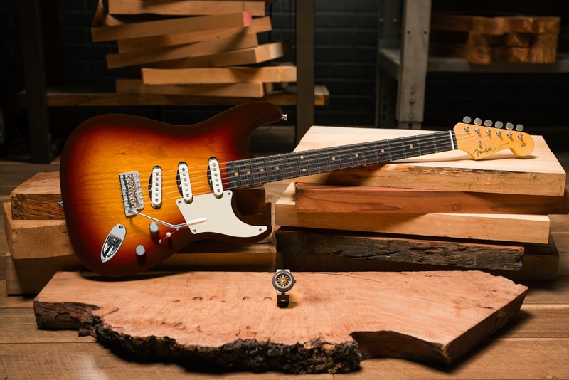 Fender 携手 BVLGARI 推出限量腕表及 Custom Shop Stratocaster 电吉他