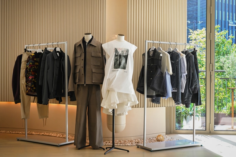 走进 sacai 2025 春夏系列预览 走进 sacai 2025 春夏系列预览