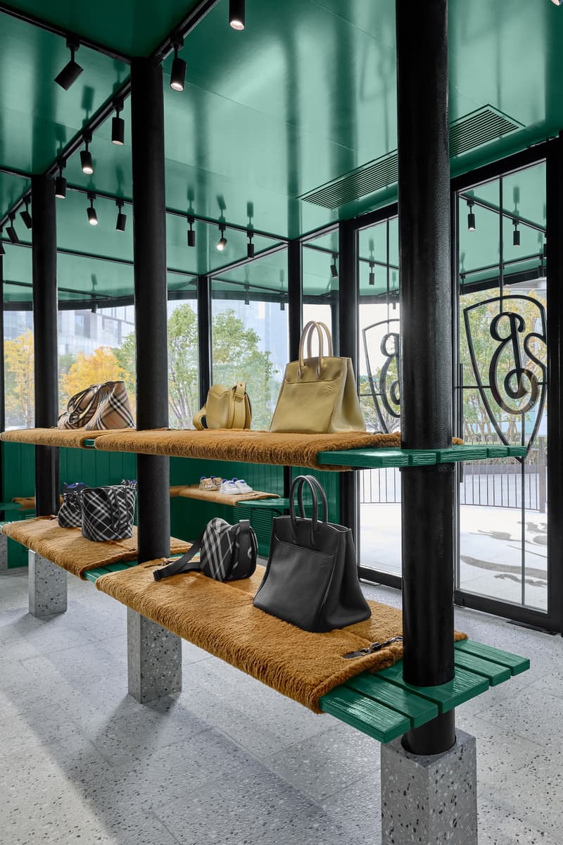 走进 Burberry 沈阳限时精品店 