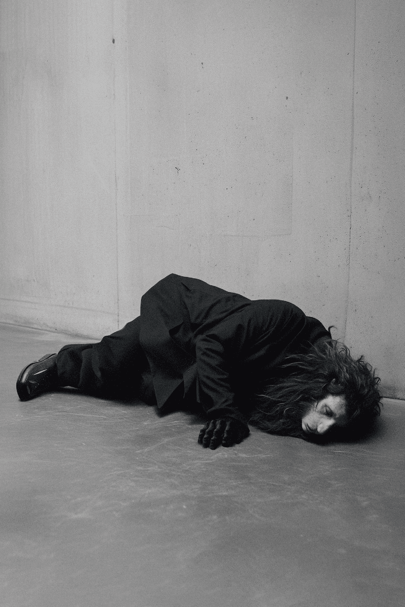 HOKOWISM 释出 2025 春夏「THEATRE」系列