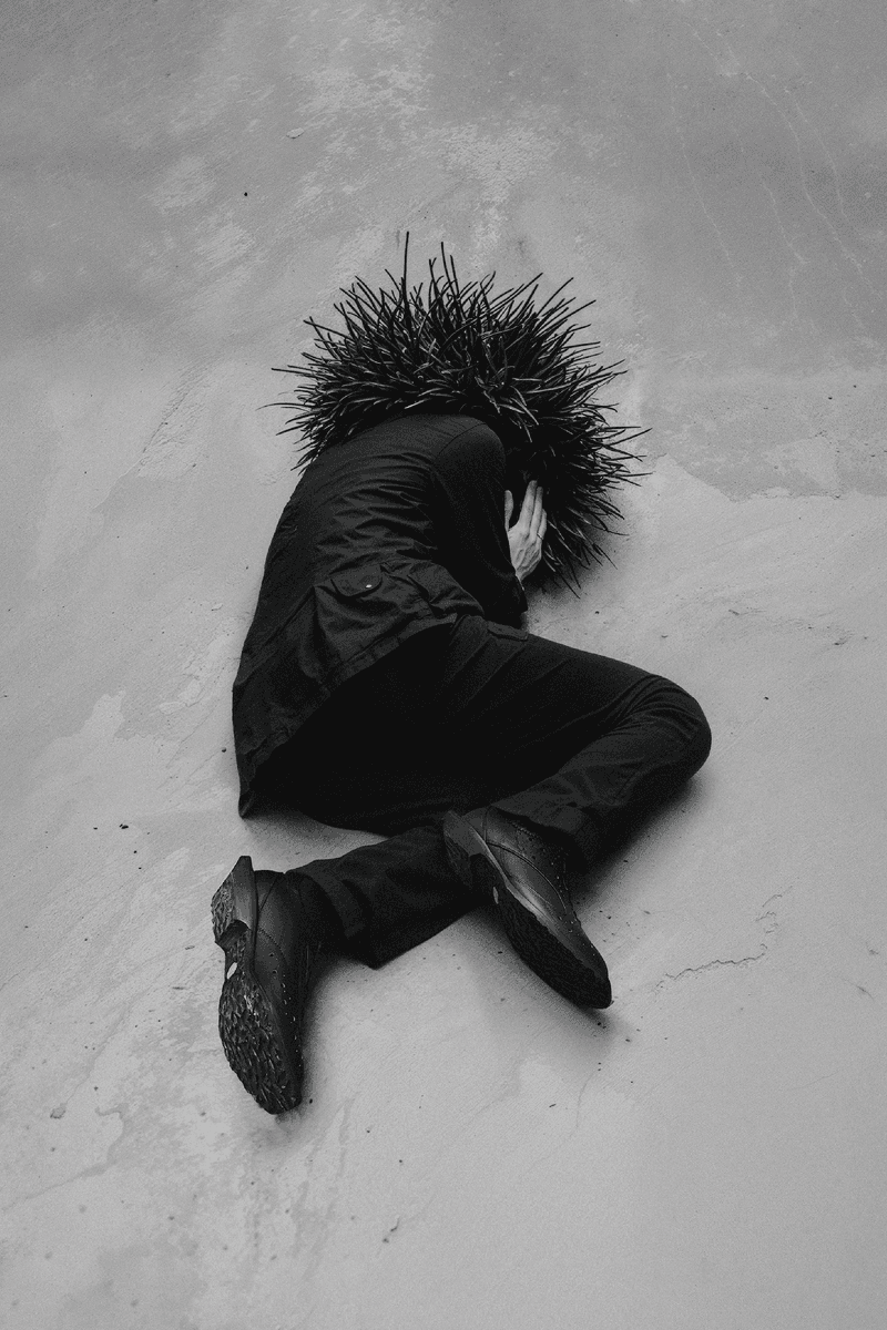 HOKOWISM 释出 2025 春夏「THEATRE」系列