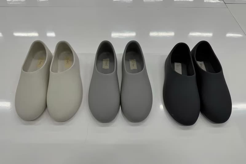 Ye 曝光 YZY 套穿式鞋款 SL-01 全新配色系列