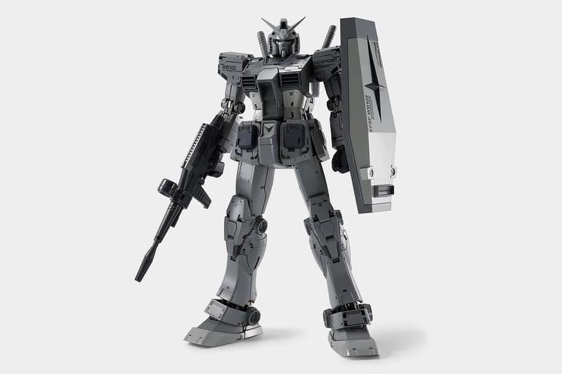 fragment design x《高達 Gundam》全新聯名系列登場