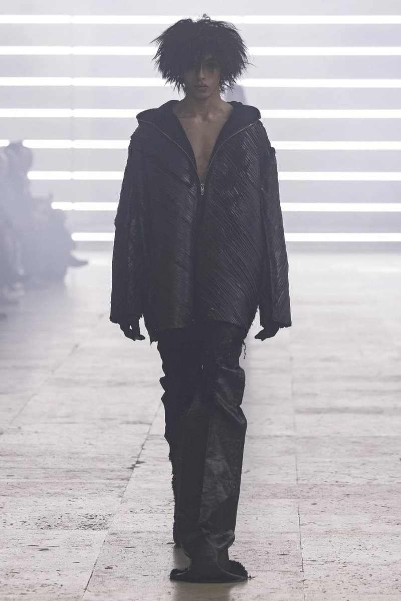 Rick Owens 发布 2025 秋冬系列「Concordians」