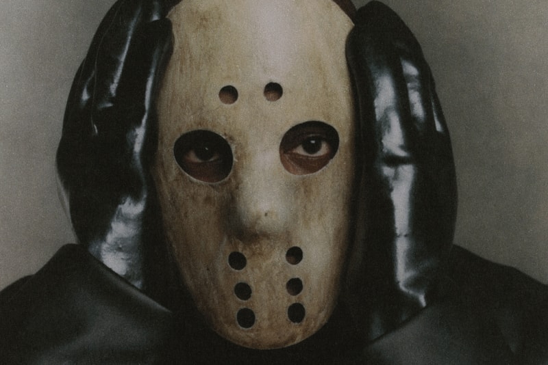 深陷舆论风波的 Ye,能以 20 美元的 YZY 再次改变球鞋行业吗? 深陷舆论风波的 Ye,能以 20 美元的 YZY 再次改变球鞋行业吗?