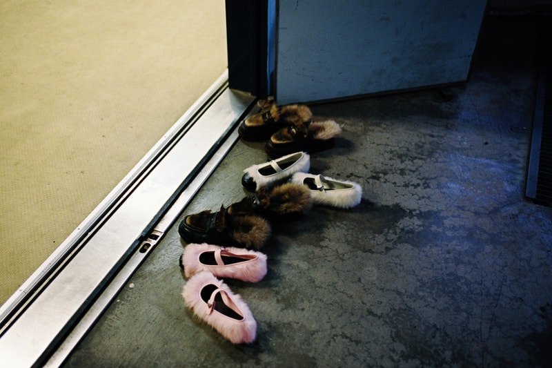 UGG 携手 AMBUSH 推出 2025 春夏联名系列 UGG 携手 AMBUSH 推出 2025 春夏联名系列