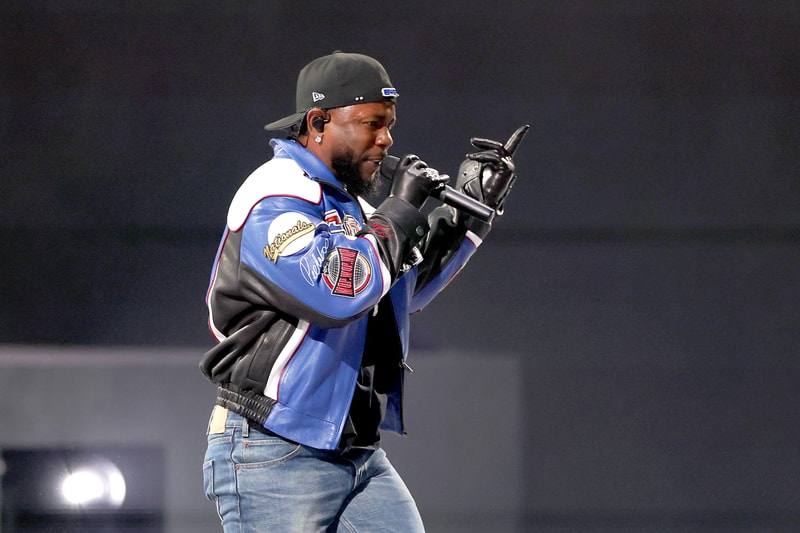 Kendrick Lamar 成为首位同时有三张专辑跻身 Billboard 200 前十的说唱歌手 Kendrick Lamar 成为首位同时有三张专辑跻身 Billboard 200 前十的说唱歌手