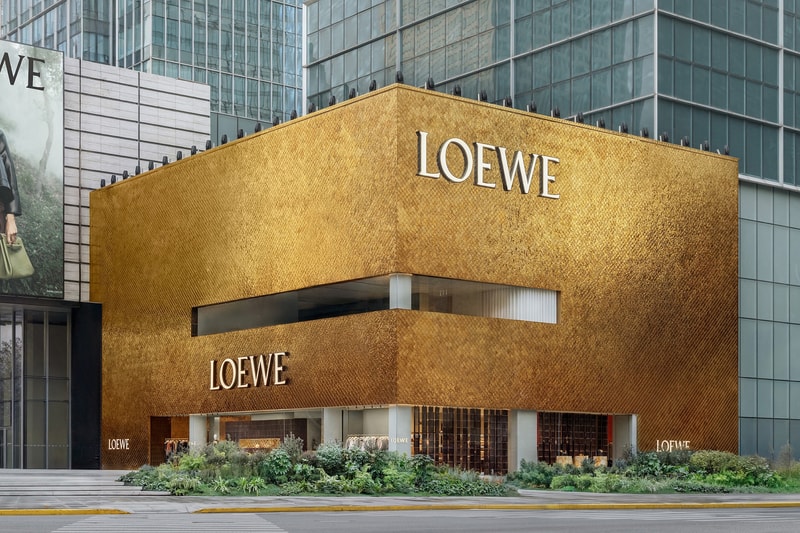 走进上海 CASA LOEWE 旗舰店